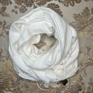 White Pashmina Scarf – Luxuriously Soft, 64” x 26” ❄️